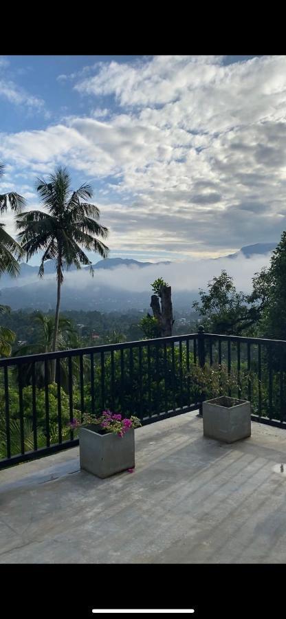 Pearl'S Homestay Matale Exterior photo