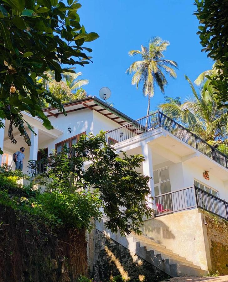 Pearl'S Homestay Matale Exterior photo